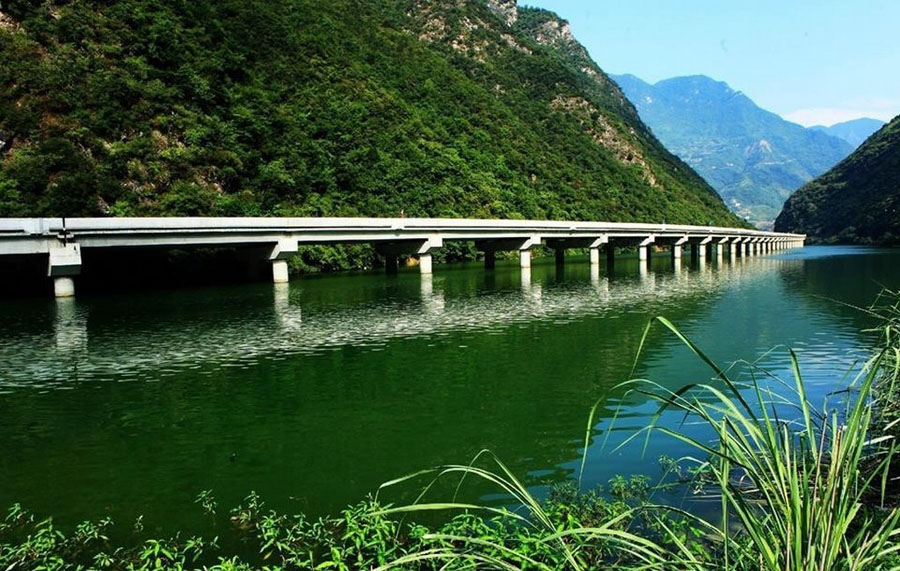Over-Water Highway в Китае от Чена Ксингда