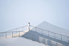 Sky Mountain. Белый павильон. Фото © ACF