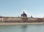 Жак Жермен Суффло. Фасад отеля Дье ("божий дом"). Лион, Франция (1741-1748 гг.)