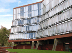 Флорей билдинг (Florey Building) колледжа Квинс Оксфордского университета. Оксфорд, Великобритания (1971 г.). Джеймс Стерлинг (Стирилнг) 
