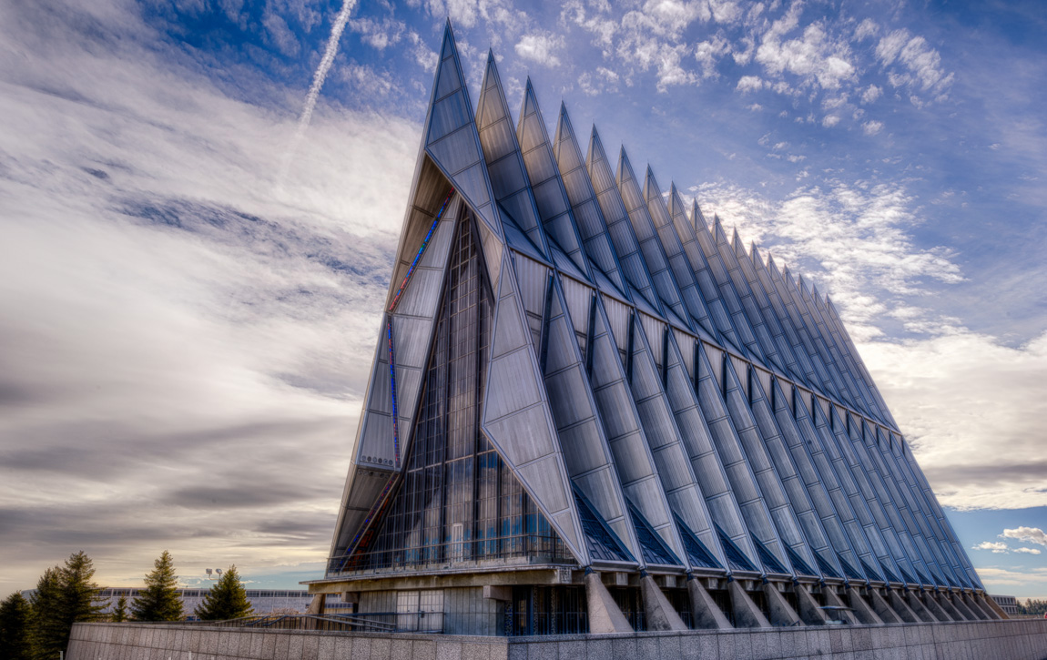 Особая архитектура - Кадетская часовня Академии ВВС США 