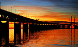 Мост-тоннель между Данией и Швецией. Вид из Мальмё. Фото: commons.wikimedia.org