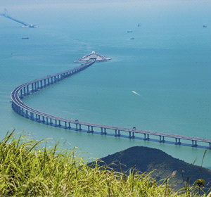 Самый длинный в мире морской мост соединил три города на юге Китая - Гонконг, Макао и Чжухай