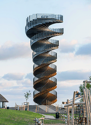 Архитектура как драйвер экотуризма. В Дании появилась смотровая башня от Bjarke Ingels Group