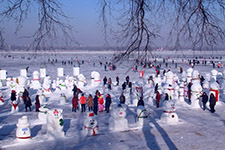 Фестиваль скульптур и архитектуры из снега и льда в Харбине. Фото © globallookpress.com