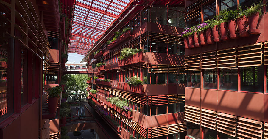 Улица красных кувшинов от Жана Нувеля. В Китае открылся многофункциональный комплекс Henderson Cifi Tiandi