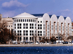 Здание Суда Соединенных Штатов, Вашингтон (1996-2005), Майкл Грейвc