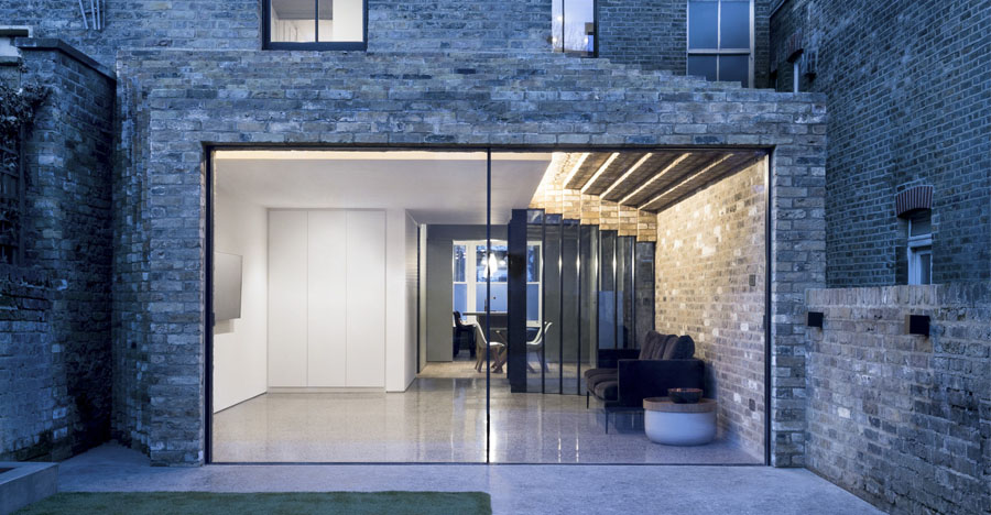 Step House - ритм современной кирпичной архитектуры в респектабельном районе Лондона