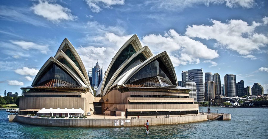 Sydney Opera House - здание, опередившее время и изменившее облик целой страны