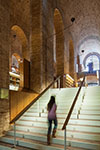 Universitat Pompeu Fabra Library. Фото © Simon Garcia